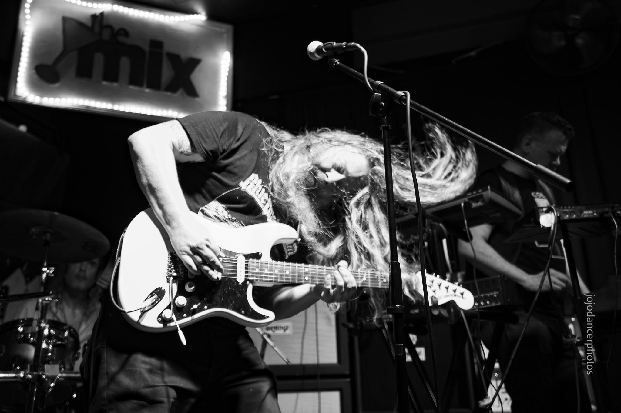 SYR | Experimental metal band from San Antonio, Texas by way of Alpha Centauri.